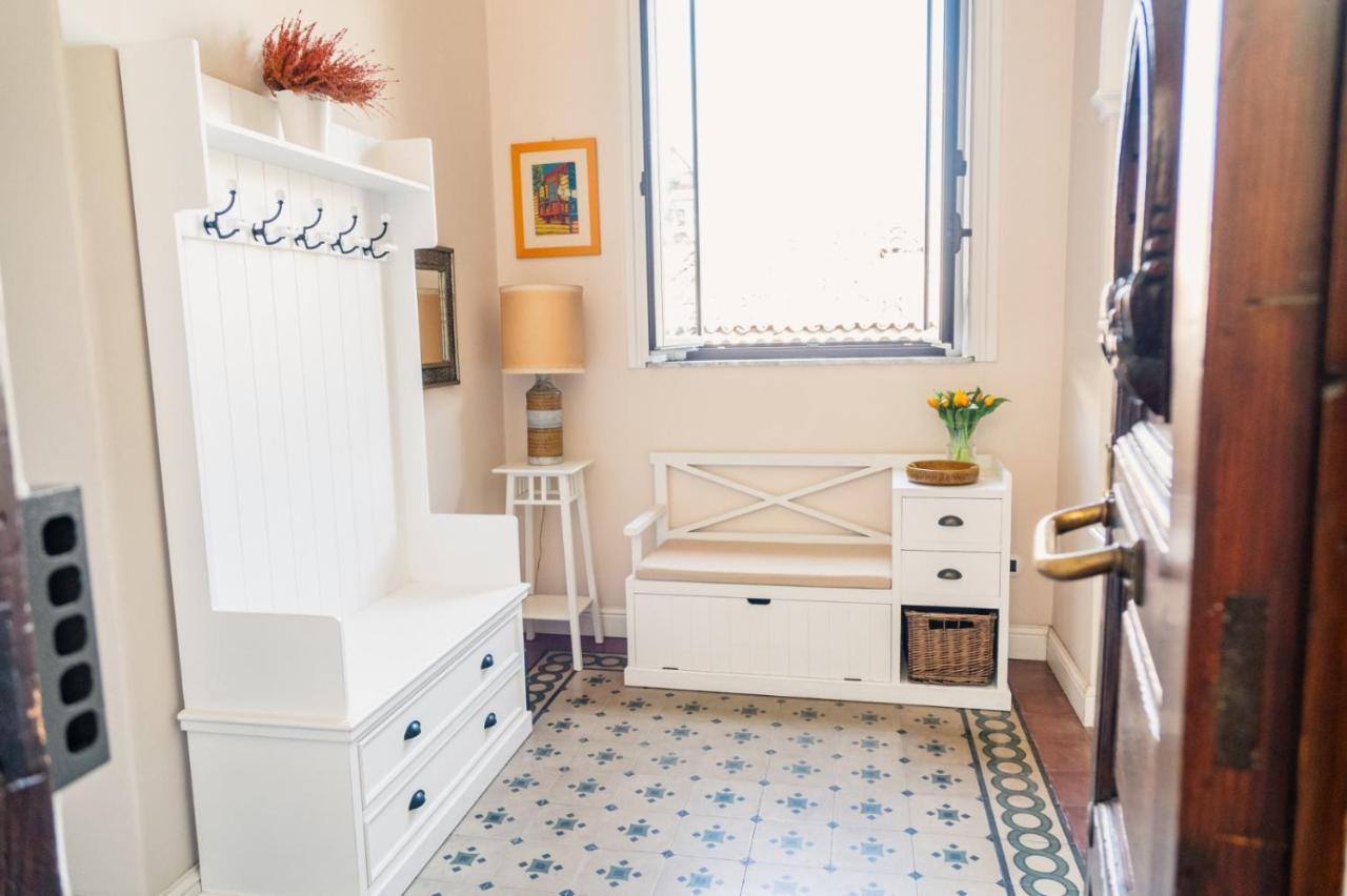 Le Grazie Apartment Катания Екстериор снимка