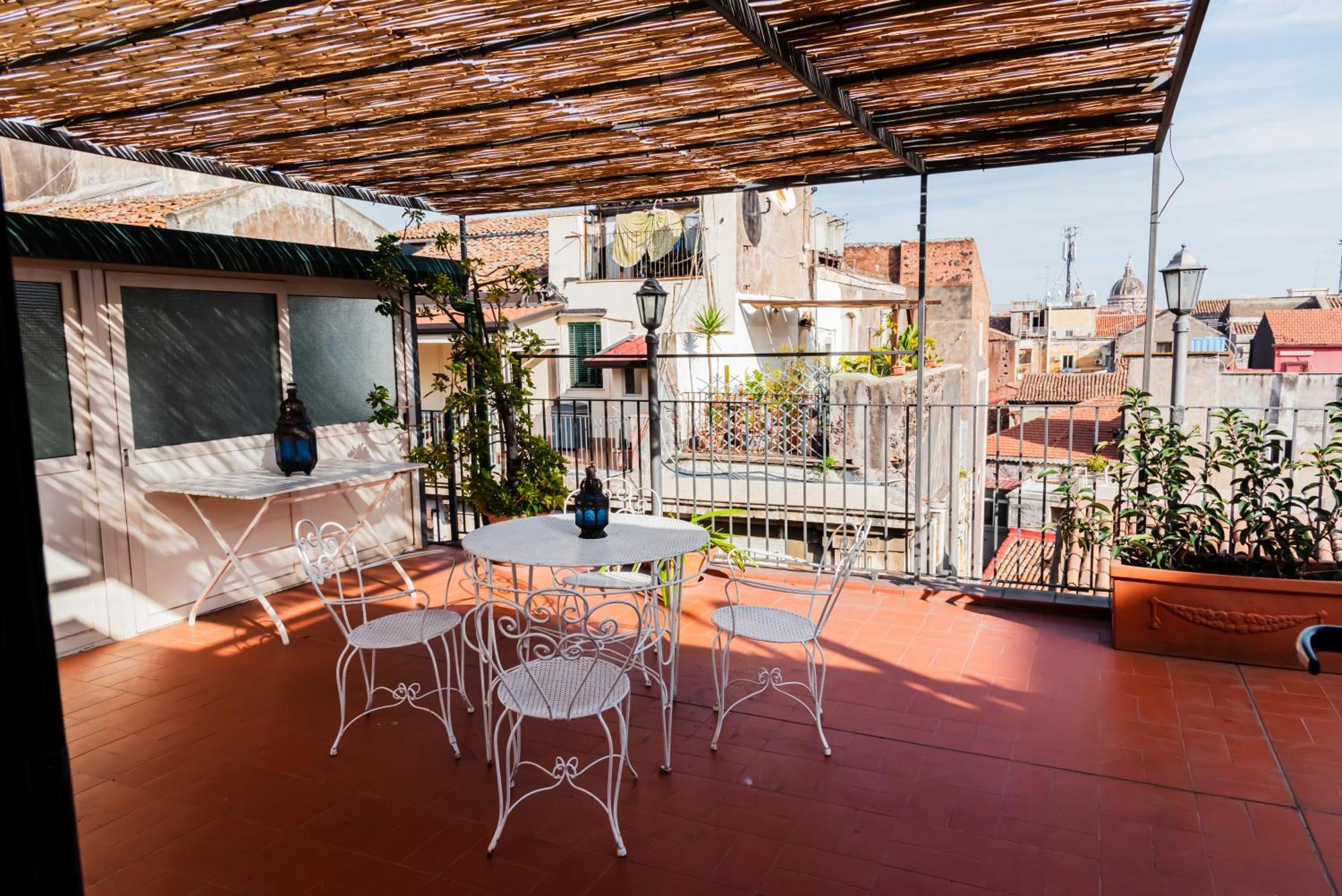Le Grazie Apartment Катания Екстериор снимка